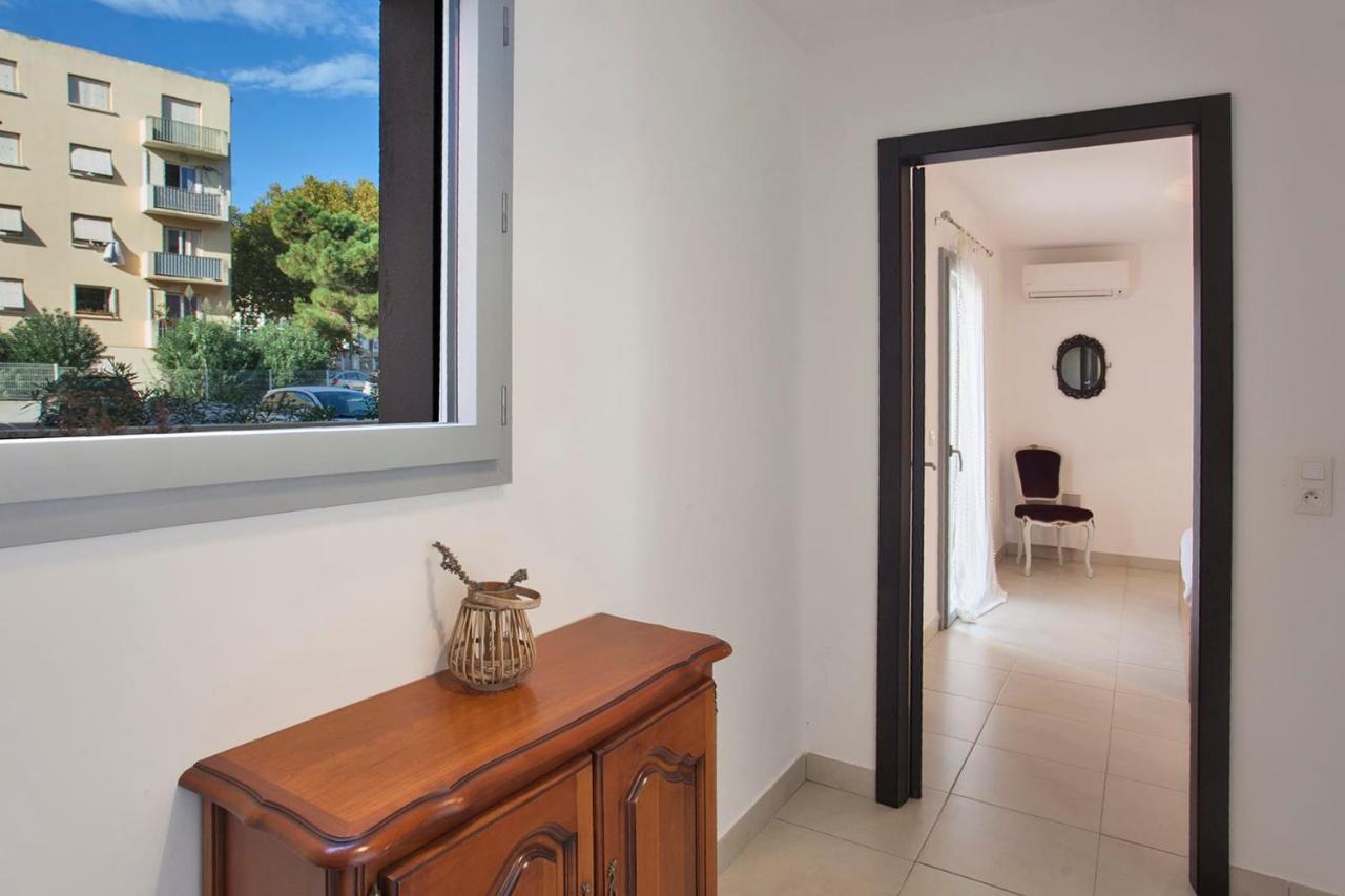 Appartement De Vacances "Fiora" A Calvi A 300M De La Plage Et Du Port Екстер'єр фото
